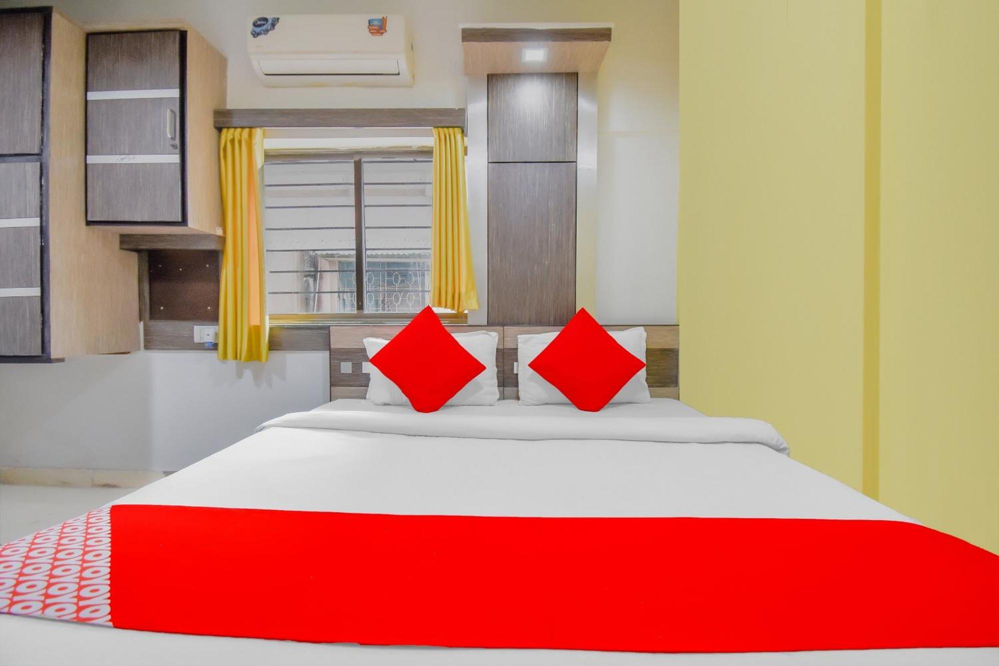 Super Hotel O Adri Hotels 2 Near Dum Dum Metro Station מראה חיצוני תמונה