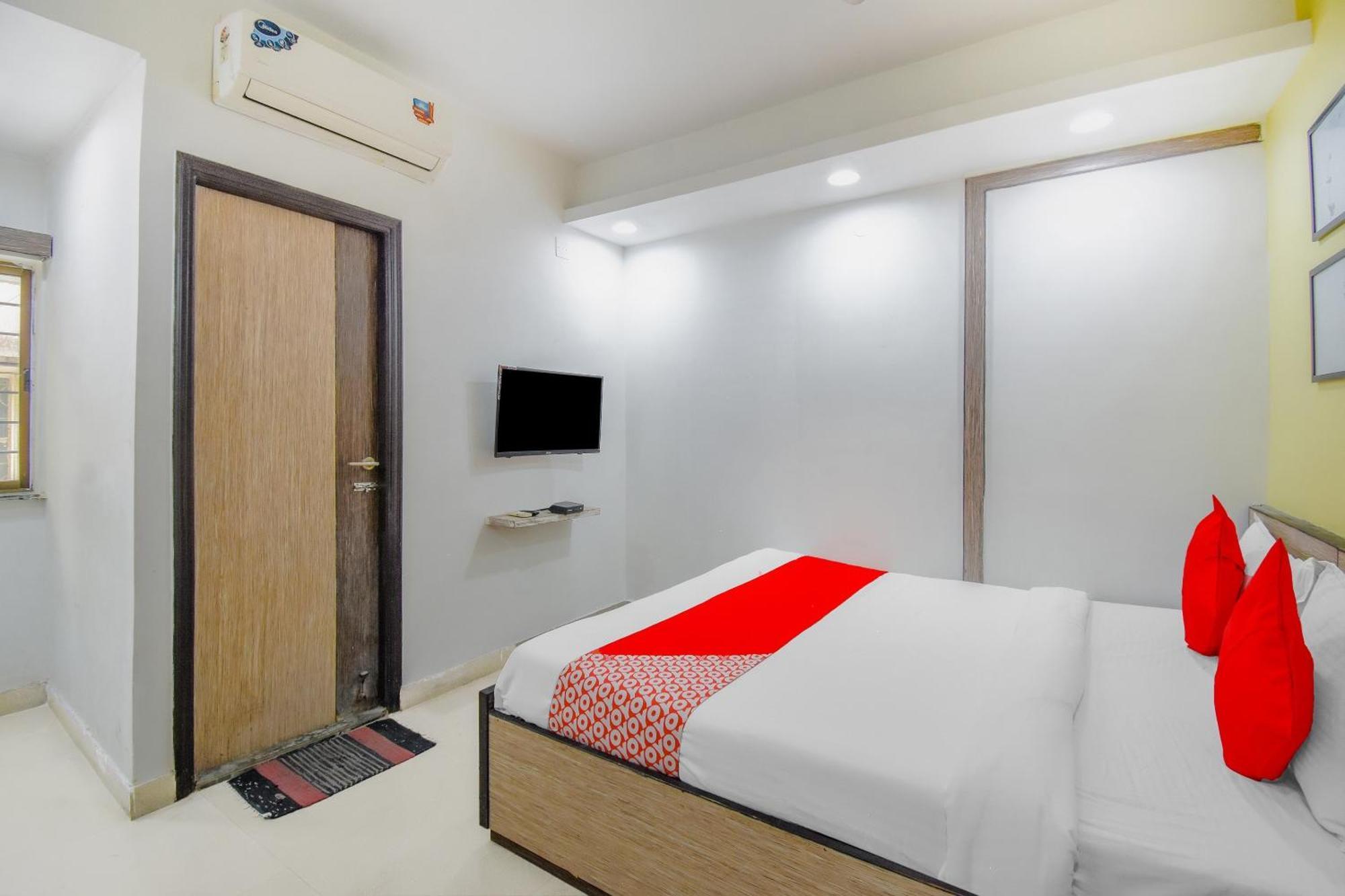 Super Hotel O Adri Hotels 2 Near Dum Dum Metro Station מראה חיצוני תמונה