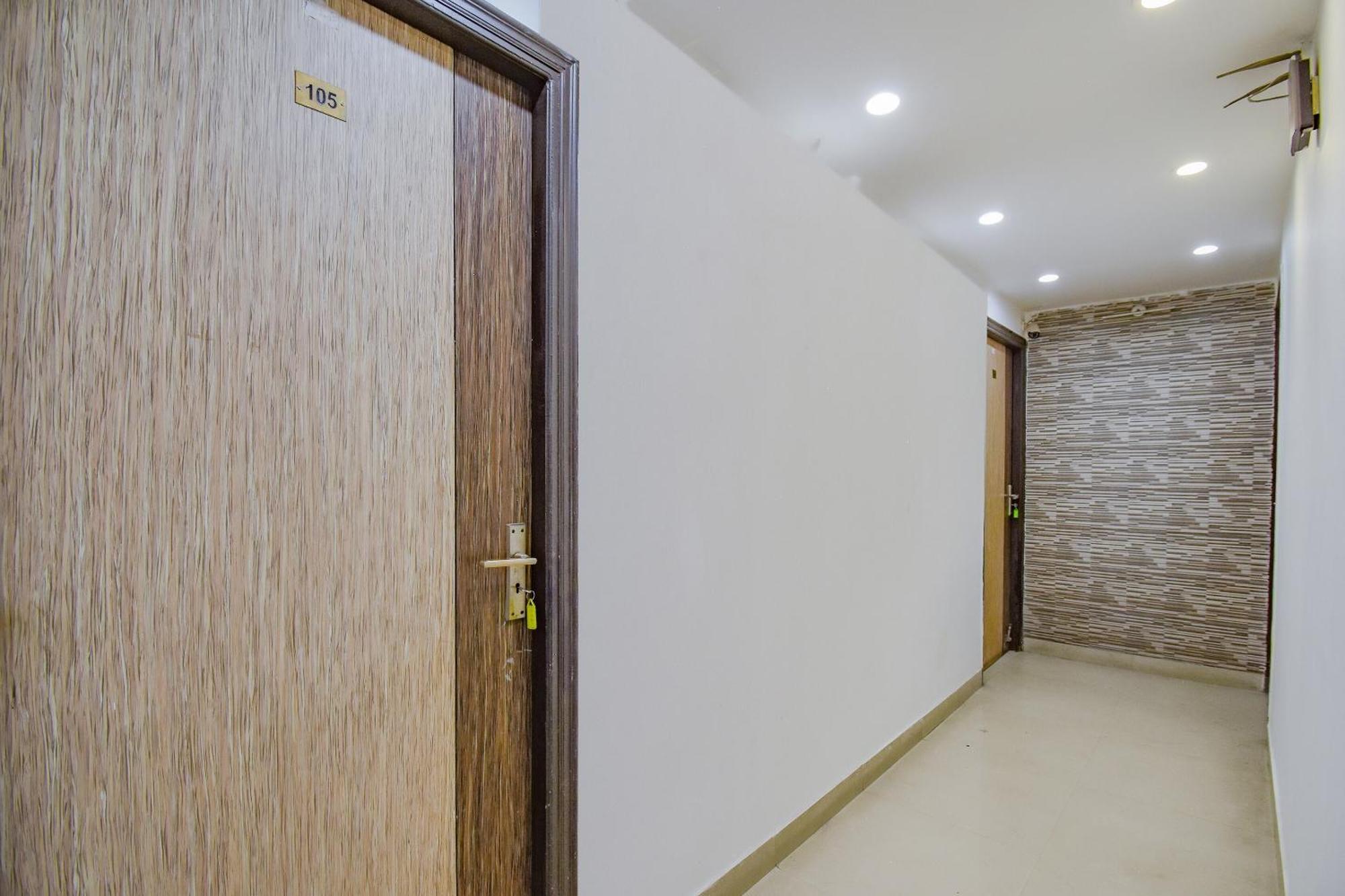 Super Hotel O Adri Hotels 2 Near Dum Dum Metro Station מראה חיצוני תמונה